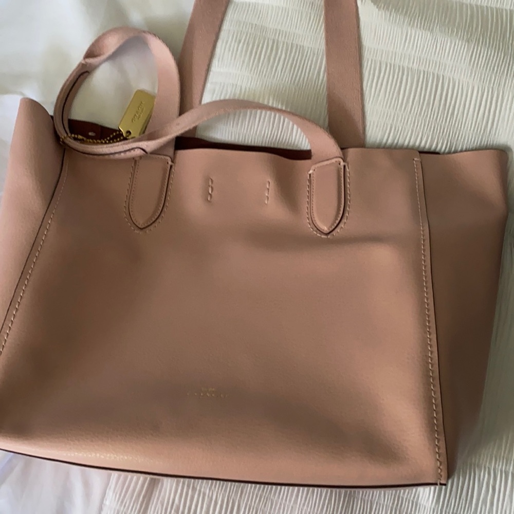 Coach bucket bag
